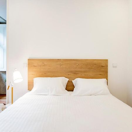 Downtown Wonder Flat W/ Ac By Lovelystay Porto Ngoại thất bức ảnh