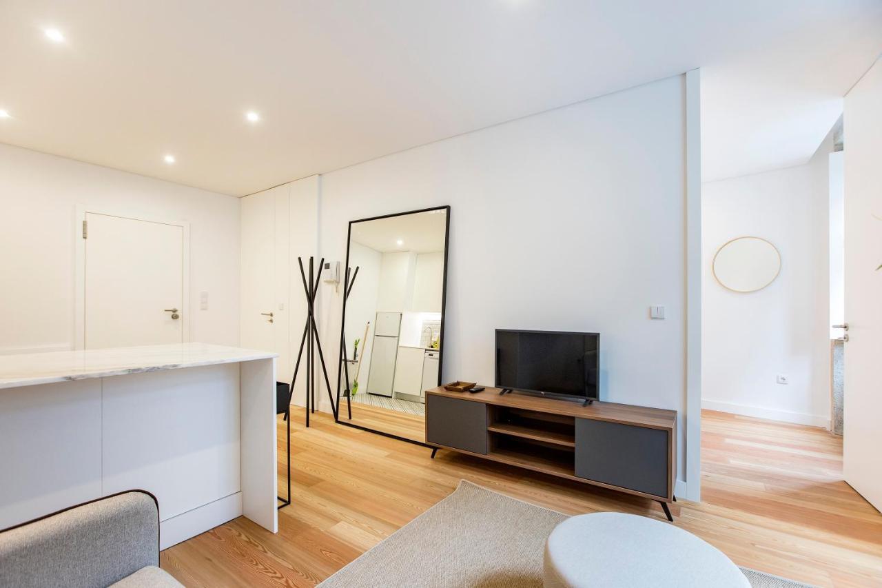Downtown Wonder Flat W/ Ac By Lovelystay Porto Ngoại thất bức ảnh